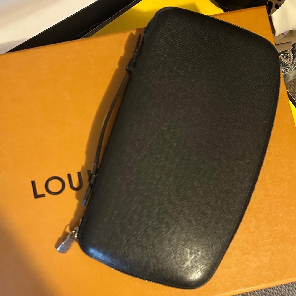 Louis Vuitton Black wallet organizer huge!